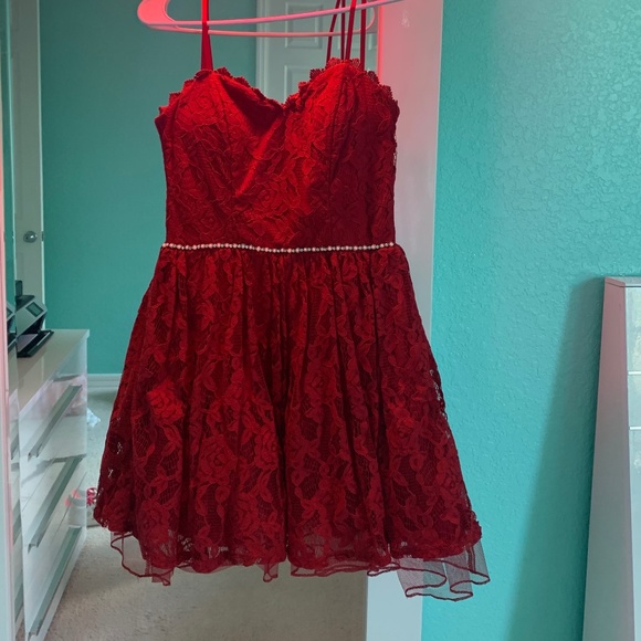 City Studio Dresses & Skirts - MACY'S (CITY STUDIO) LACED RED DRESS